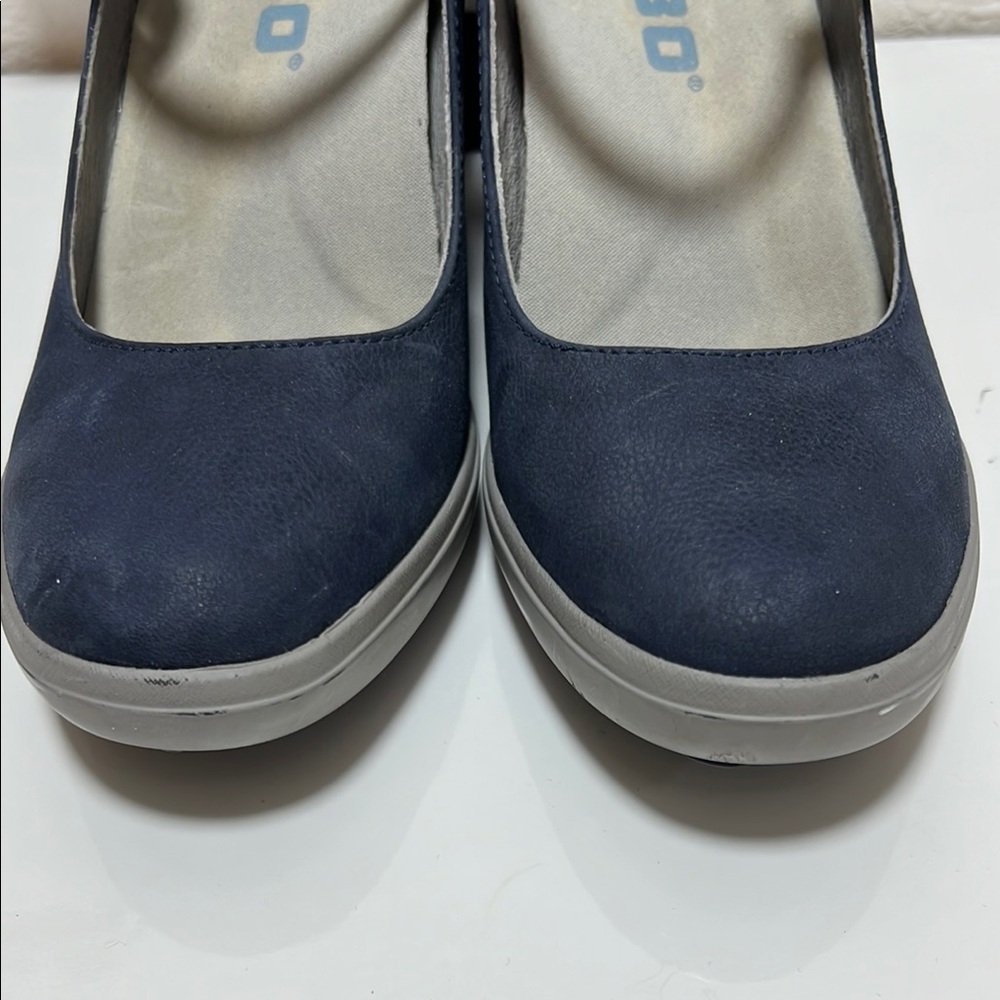 Tsubo Women's Navy (patent & suede) and Gray Wedge Shoes - Picture 7 of 7